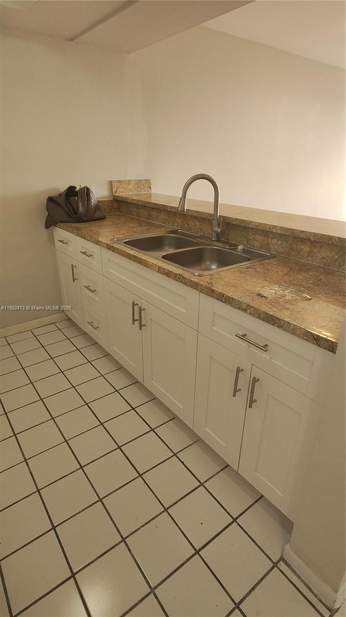 LAS VISTAS AT DORAL CONDO - Residential Lease