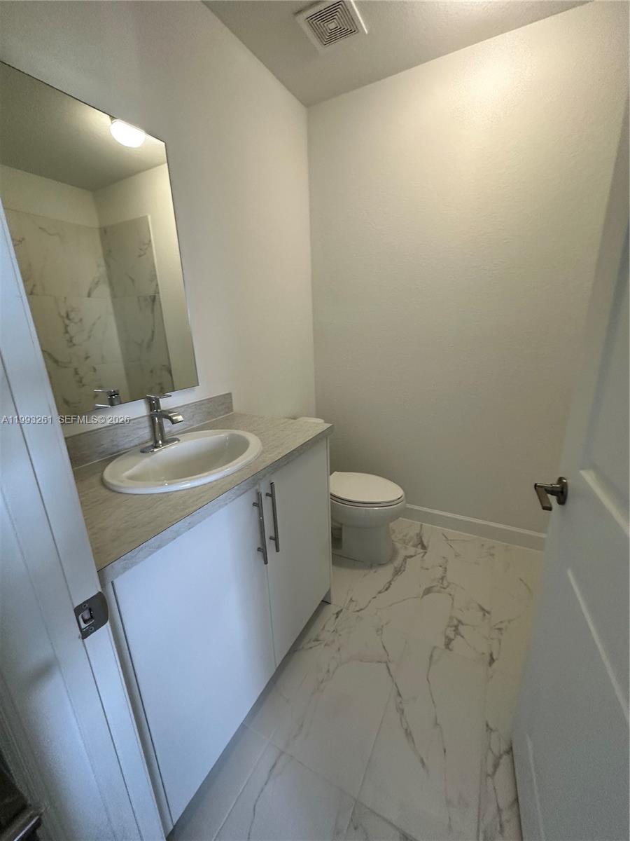 FOREST PARK VILLAS - Residential