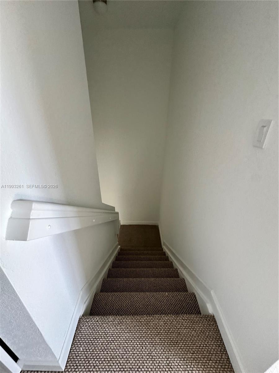 FOREST PARK VILLAS - Residential