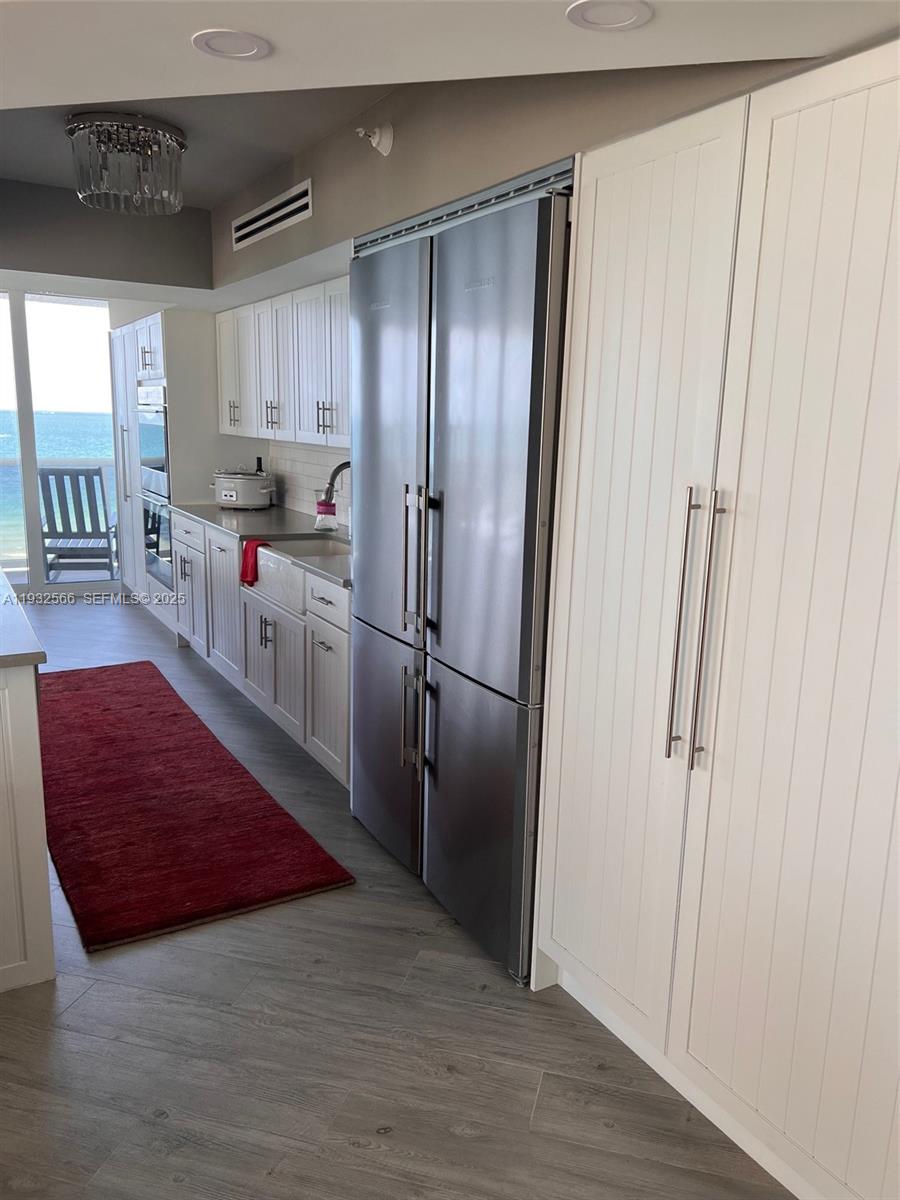 SANDS POINTE OCEAN BEACH - Residential Lease