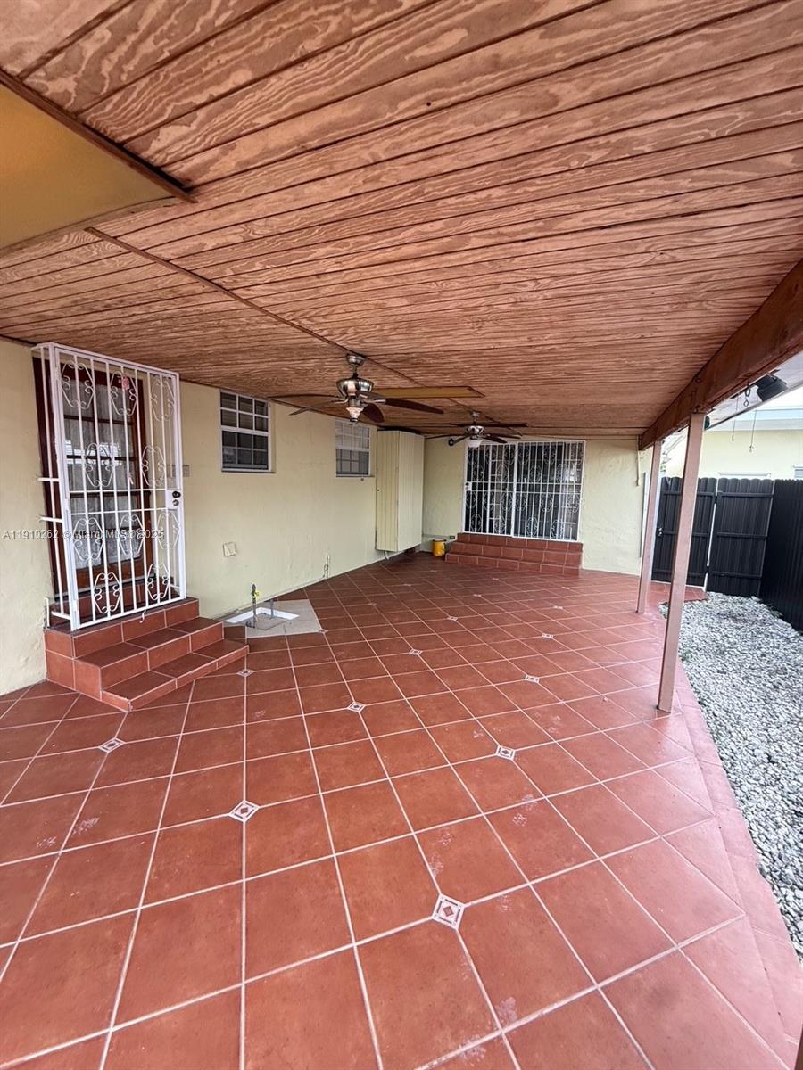 CORAL WAY VILLAGE SEC A P - Residential Lease