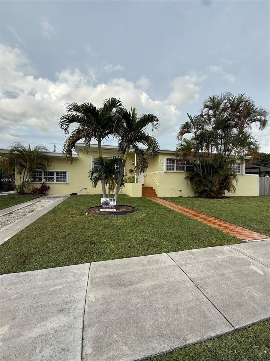 CORAL WAY VILLAGE SEC A P - Residential Lease