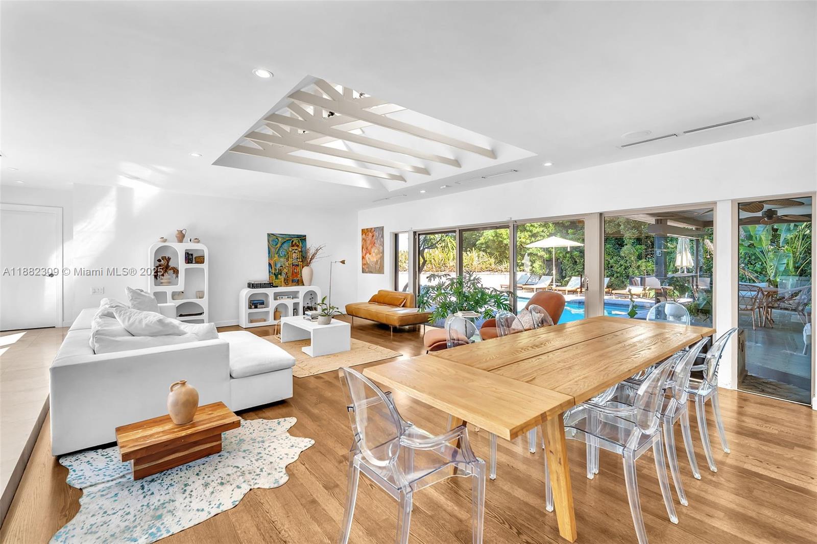 HOLLYWOOD HILLS NORTH SEC - Residential