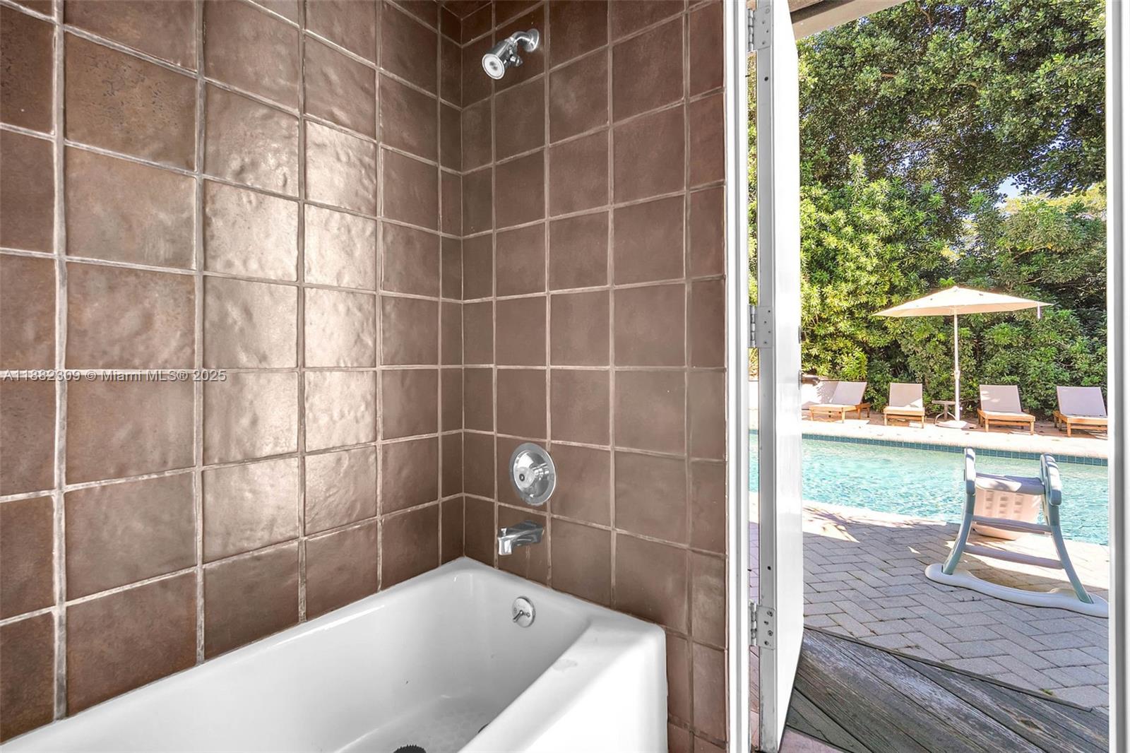 HOLLYWOOD HILLS NORTH SEC - Residential