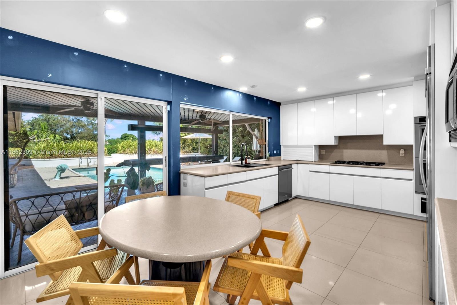 HOLLYWOOD HILLS NORTH SEC - Residential