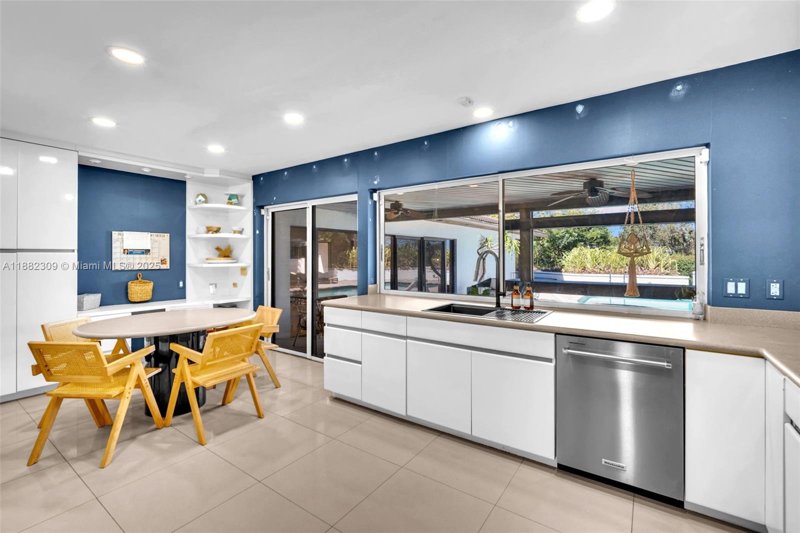 HOLLYWOOD HILLS NORTH SEC - Residential