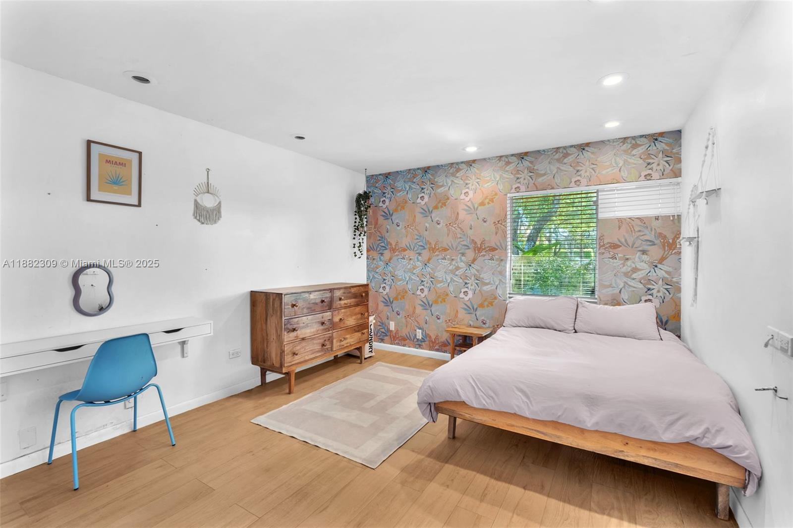 HOLLYWOOD HILLS NORTH SEC - Residential