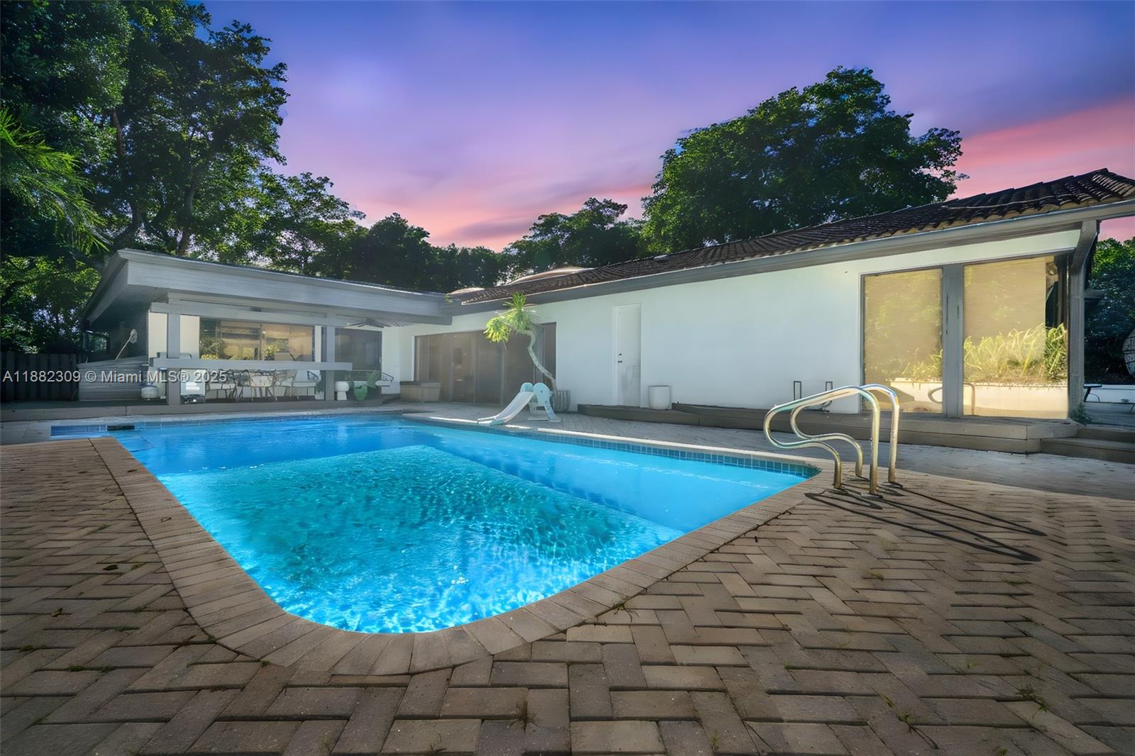 HOLLYWOOD HILLS NORTH SEC - Residential