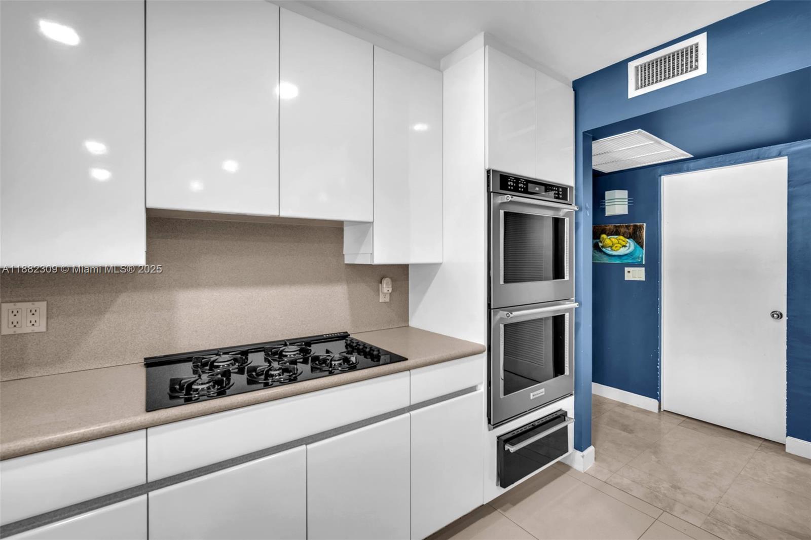 HOLLYWOOD HILLS NORTH SEC - Residential