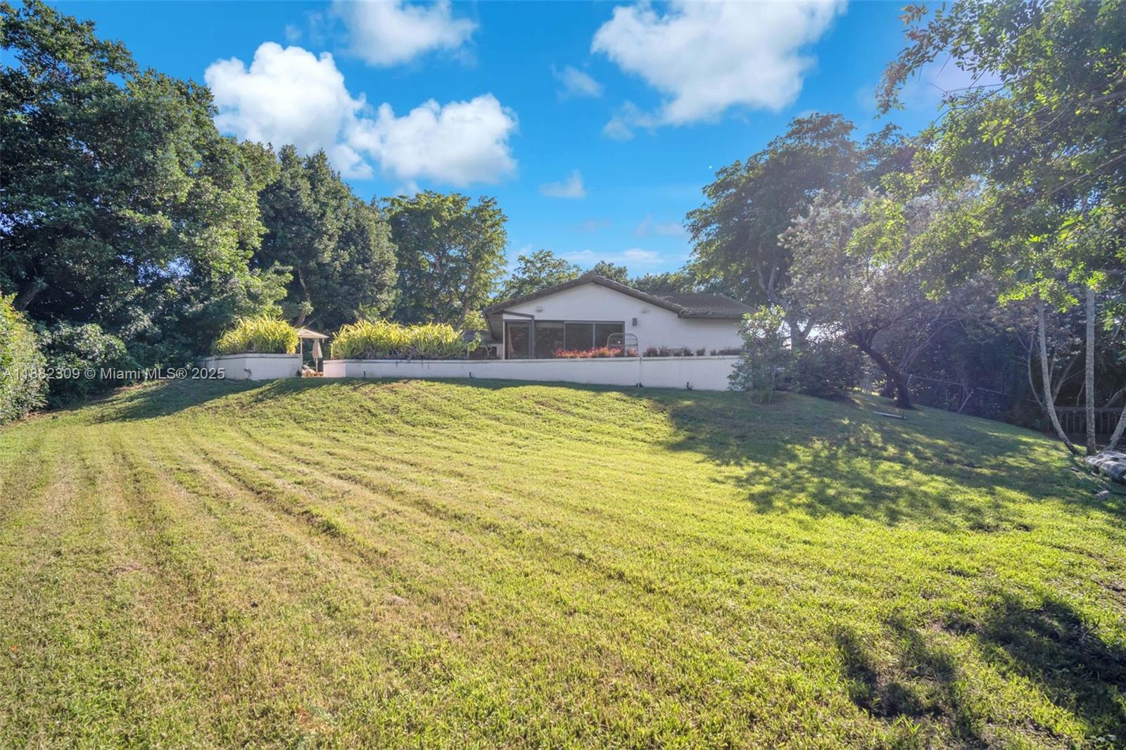 HOLLYWOOD HILLS NORTH SEC - Residential