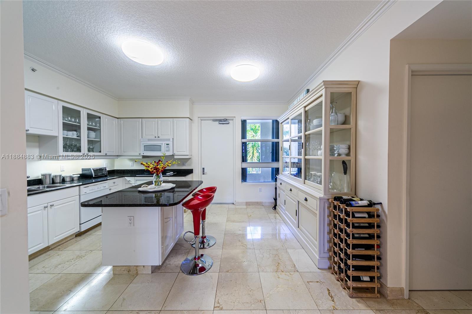 RESORT VILLA ONE CONDO - Residential Lease