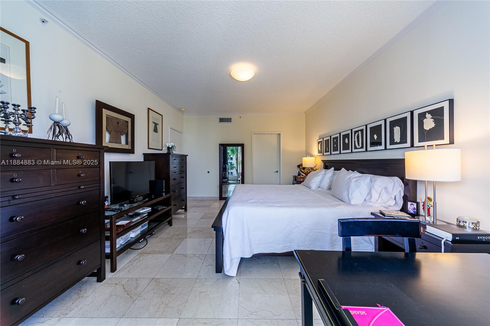 RESORT VILLA ONE CONDO - Residential Lease