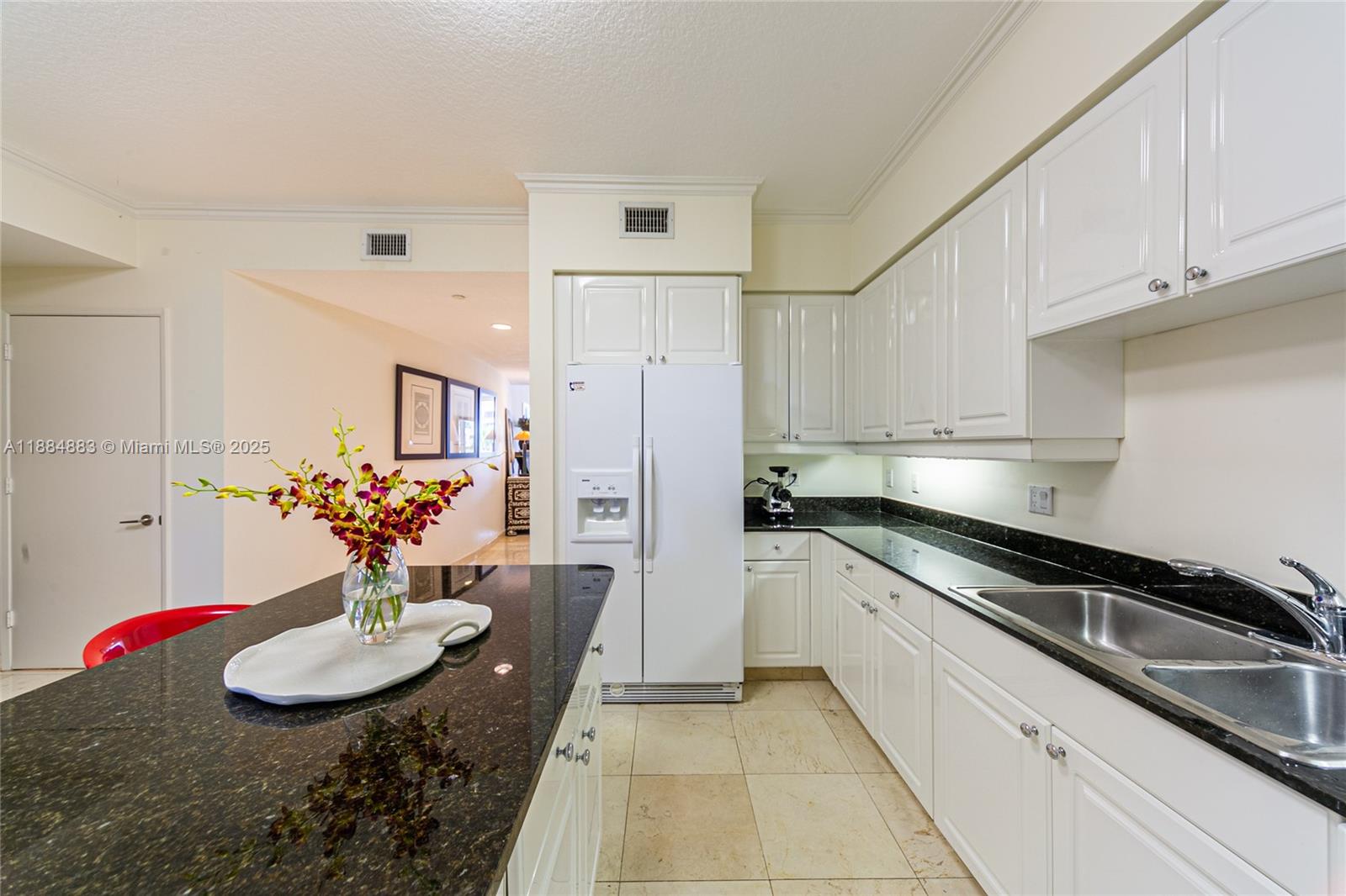 RESORT VILLA ONE CONDO - Residential Lease