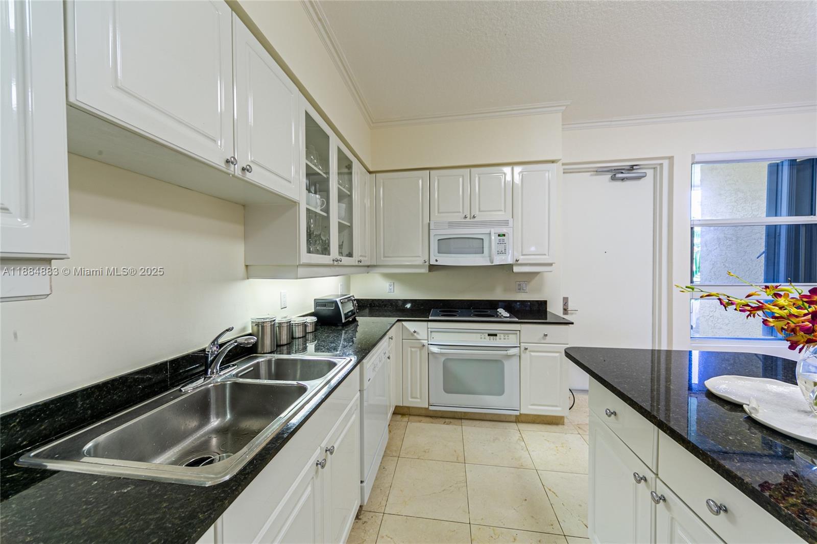 RESORT VILLA ONE CONDO - Residential Lease