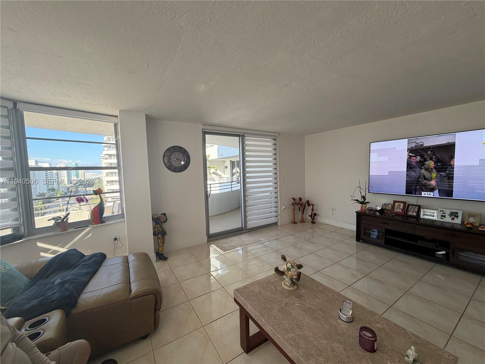 OCEANSIDE PLAZA CONDO - Residential Lease