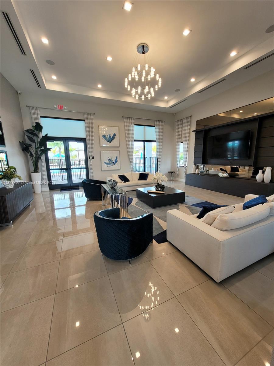 AQUABELLA NORTH REPLAT - Residential