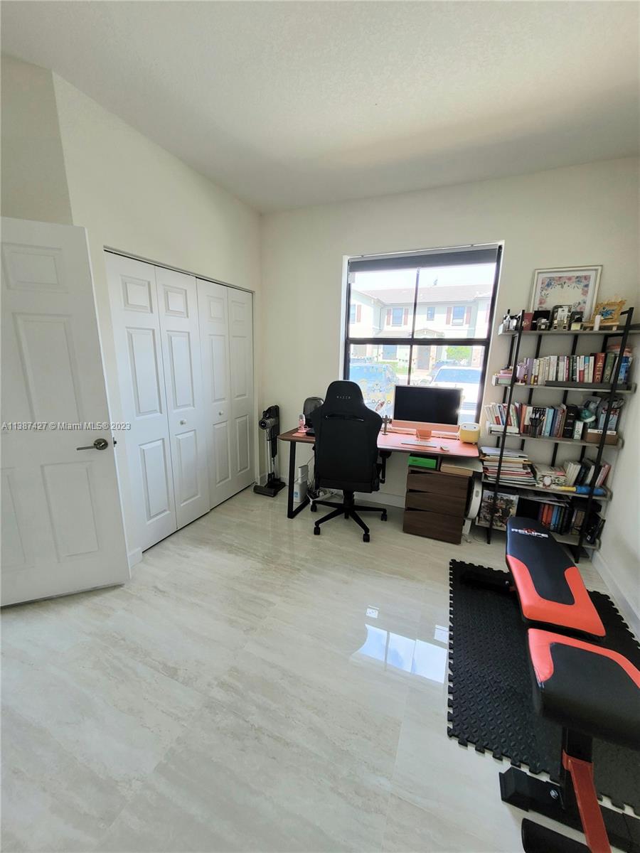 AQUABELLA NORTH REPLAT - Residential