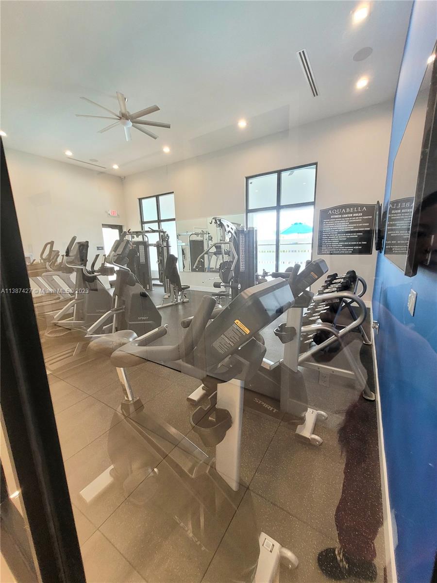 AQUABELLA NORTH REPLAT - Residential