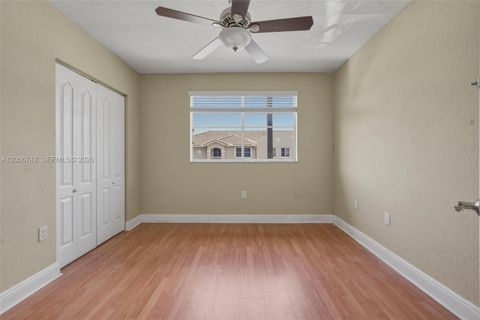 Tiny photo for 16613 NW 71st Ave, Miami Lakes, FL 33014 (MLS # A12006742)