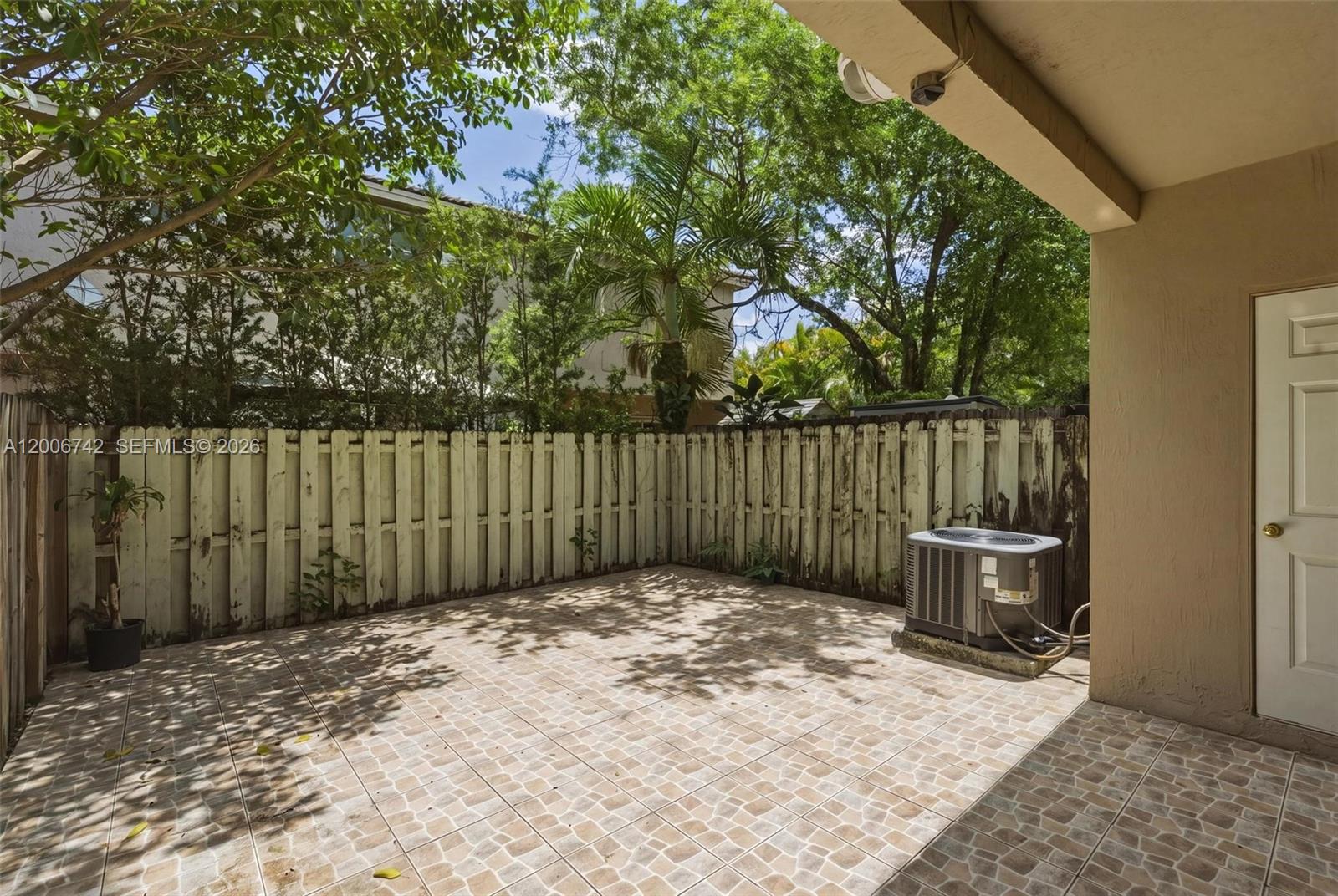PASEOS AT MIAMI LAKES - Residential