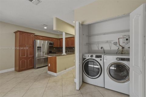 Tiny photo for 16613 NW 71st Ave, Miami Lakes, FL 33014 (MLS # A12006742)