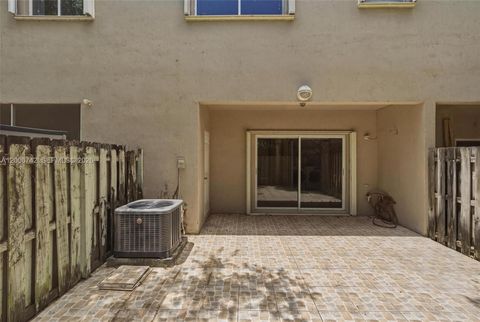 Tiny photo for 16613 NW 71st Ave, Miami Lakes, FL 33014 (MLS # A12006742)