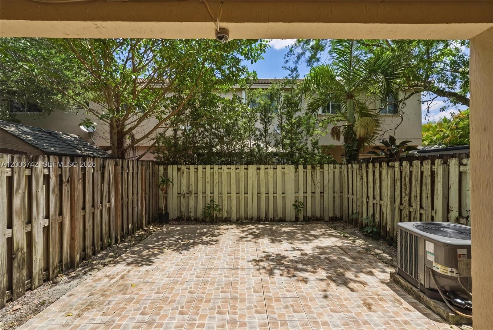 PASEOS AT MIAMI LAKES - Residential
