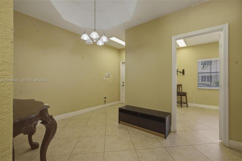 Tiny photo for 16613 NW 71st Ave, Miami Lakes, FL 33014 (MLS # A12006742)