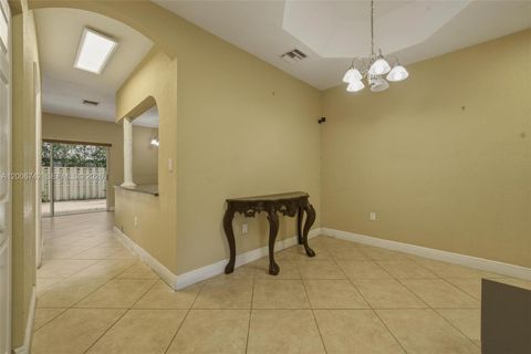 Tiny photo for 16613 NW 71st Ave, Miami Lakes, FL 33014 (MLS # A12006742)