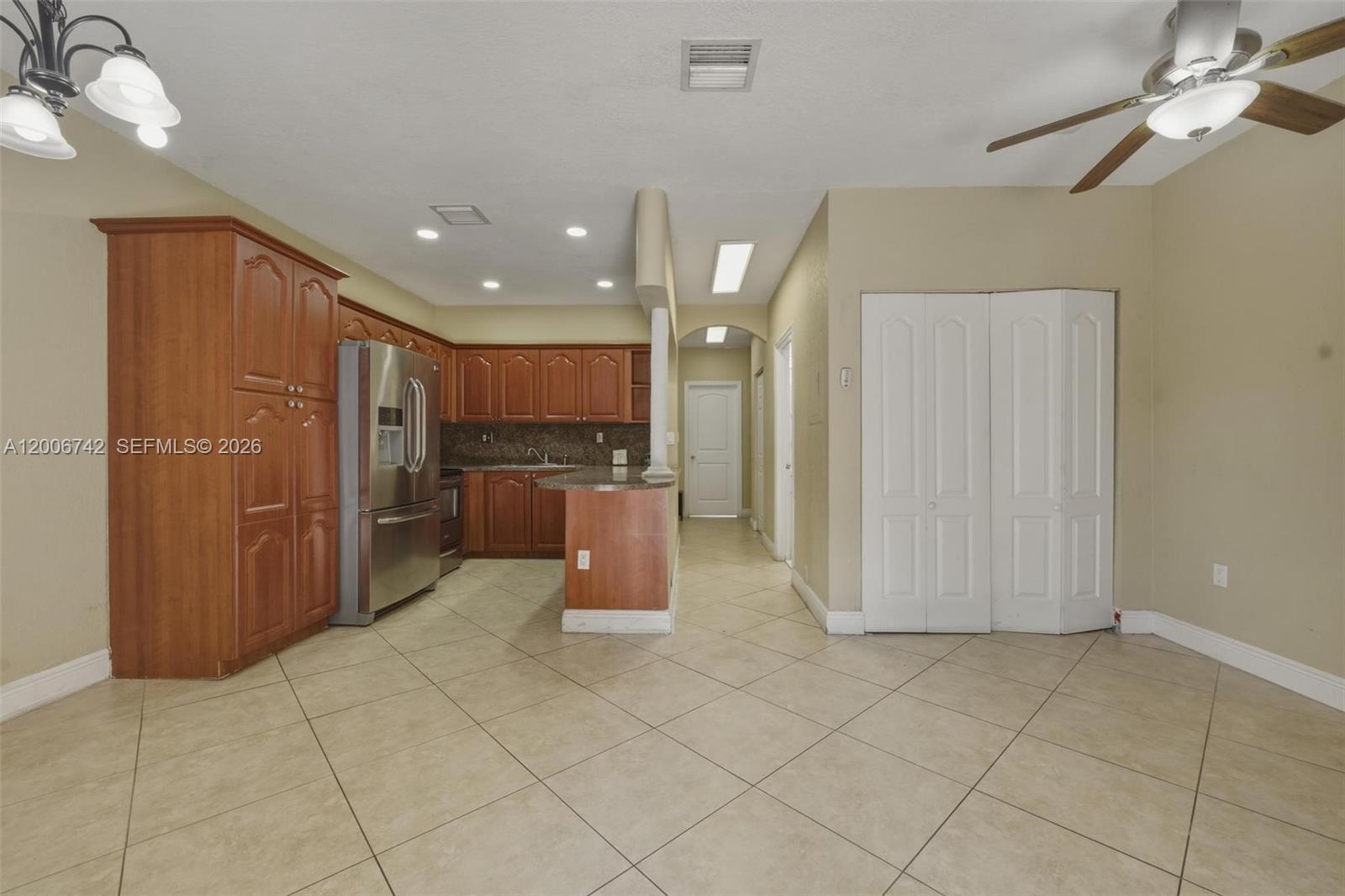 PASEOS AT MIAMI LAKES - Residential