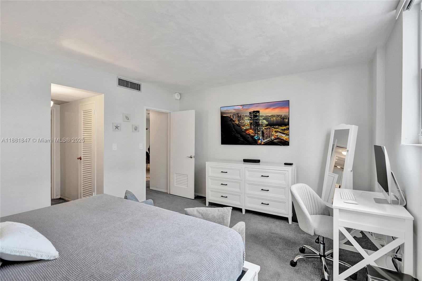 GALT TOWERS CONDO - Residential