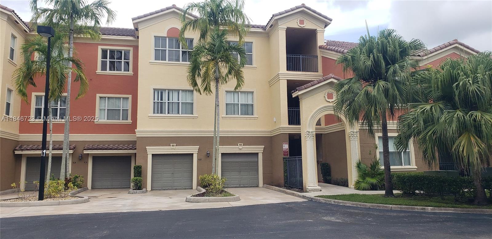 Bright and spacious 1-bedroom, 1-bath condo in a resort-style gated community. Well-maintained with solid reserves, this unit features soaring ceilings, a new compressor, and a brand-new washer and dryer installed in 2025. Located near I-75 and the Turnpike for easy commuting. Perfect for first-time buyers or savvy investors seeking comfort and convenience.