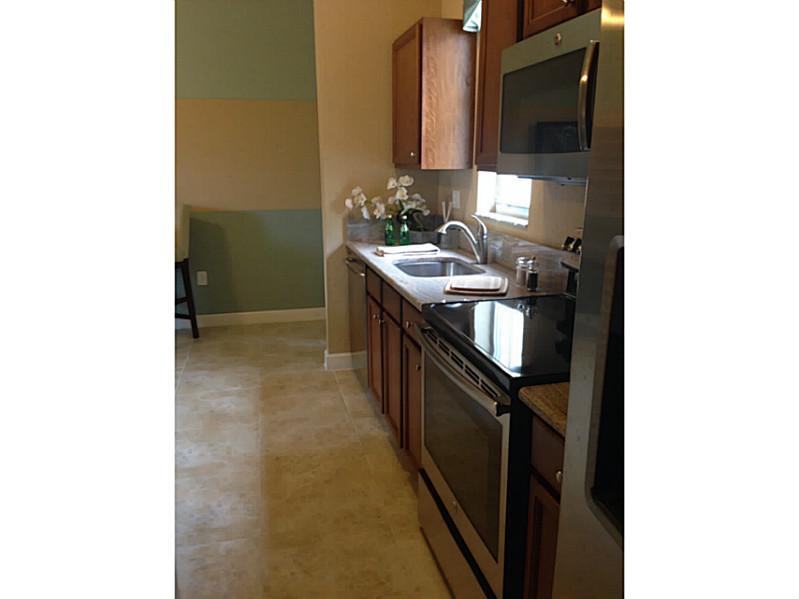 KENDALL COMMONS SQUARE - Residential Lease