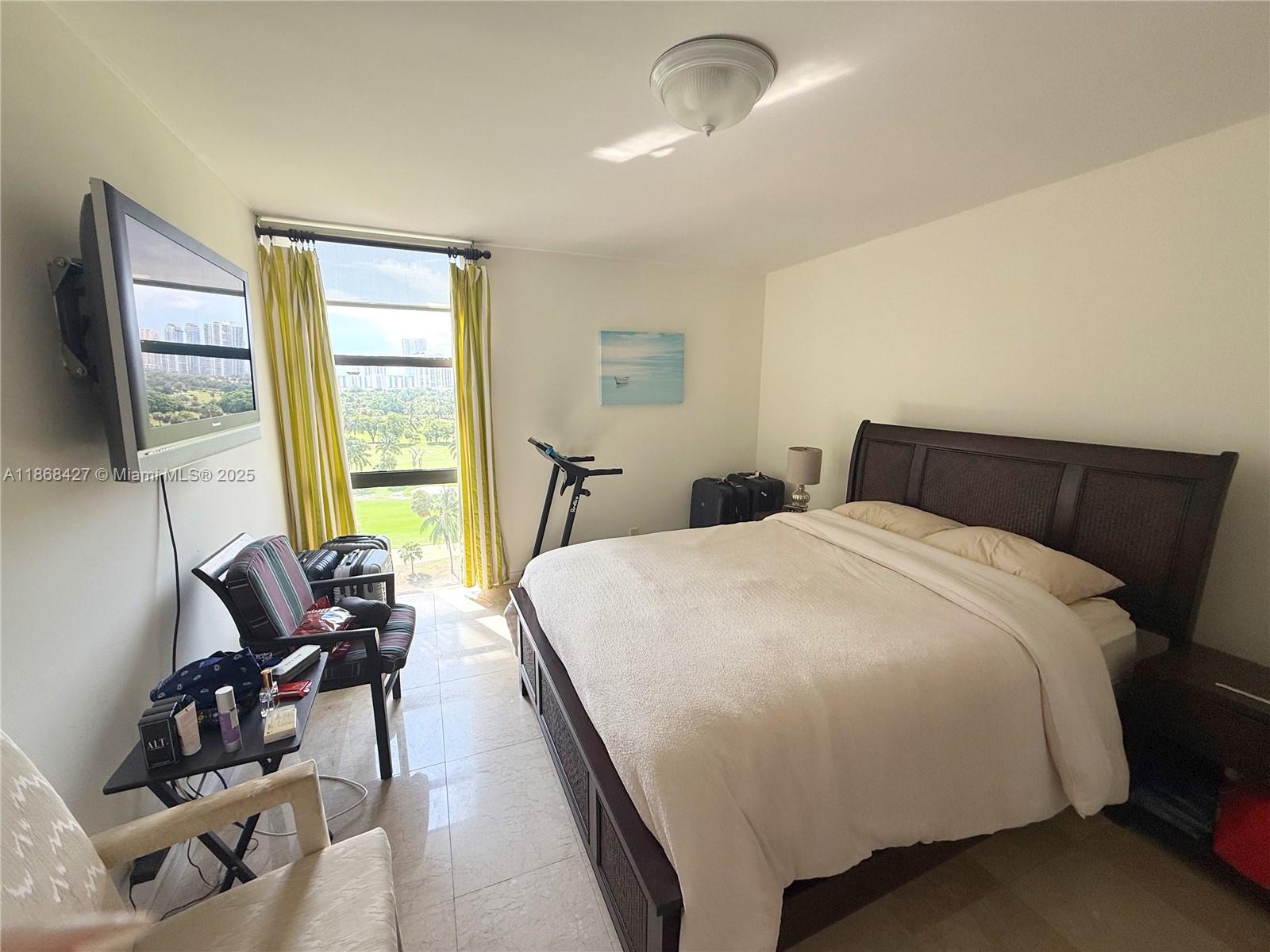 CORONADO CONDO- TOWER II - Residential