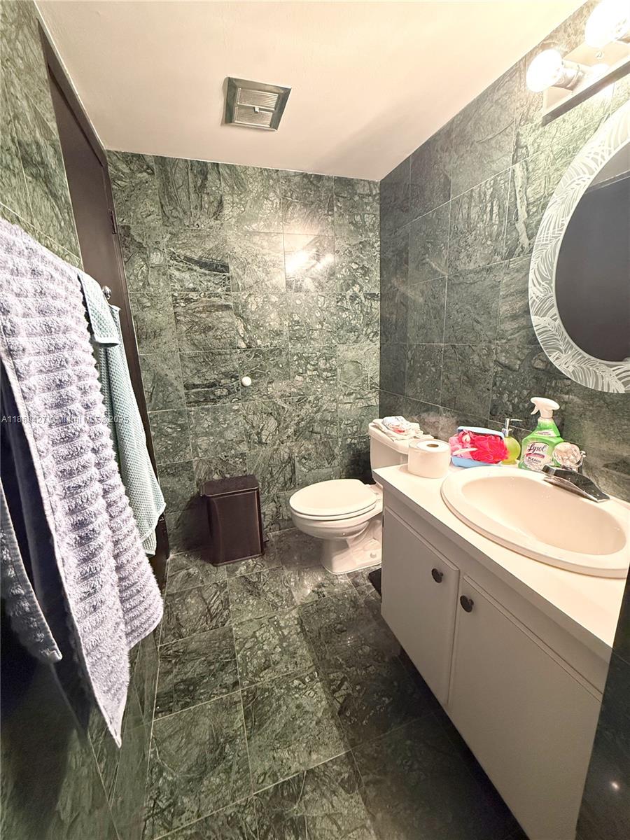 CORONADO CONDO- TOWER II - Residential