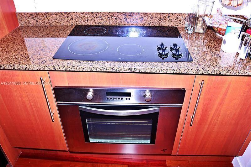 300 S Biscayne Blvd T-3004