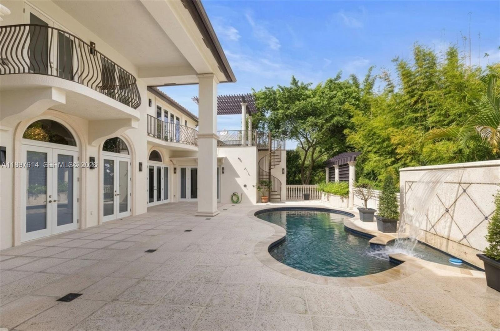KLEBBA BAY ESTATES - Residential