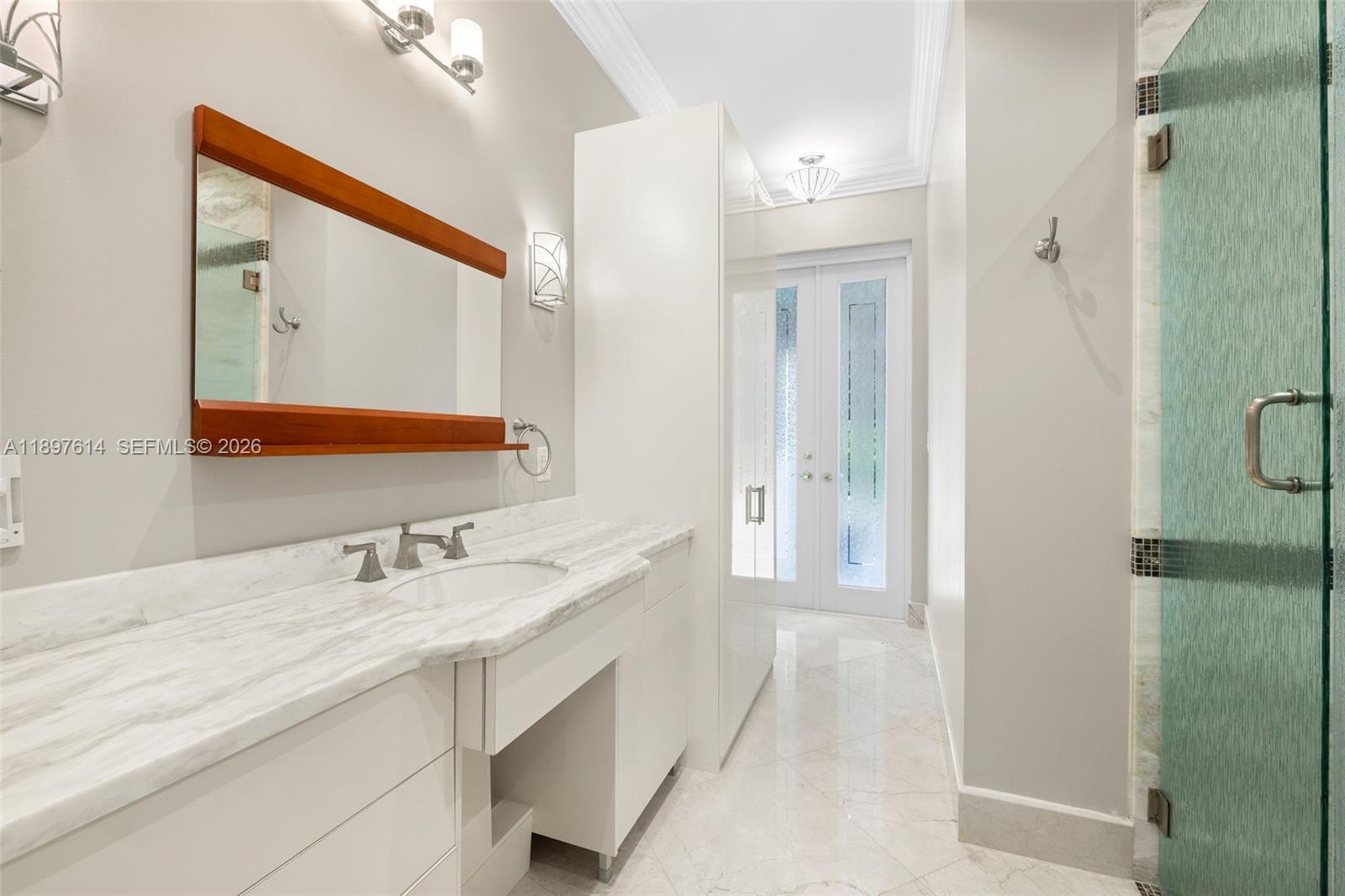 KLEBBA BAY ESTATES - Residential
