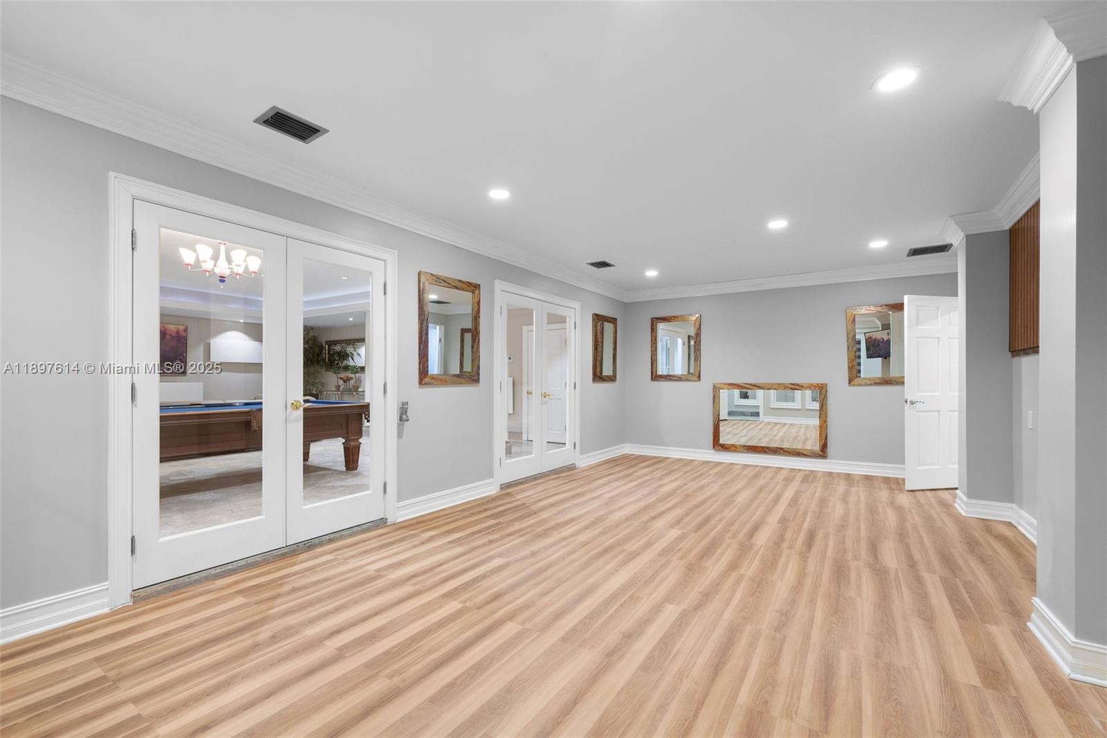 KLEBBA BAY ESTATES - Residential