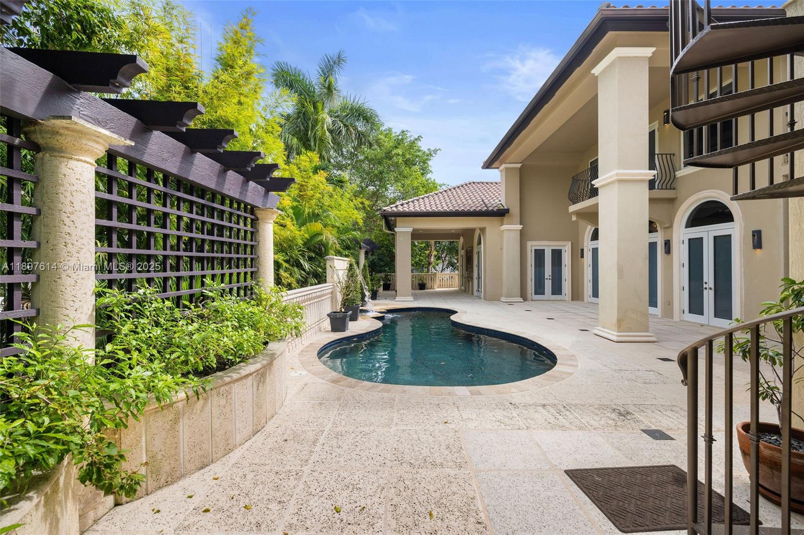 KLEBBA BAY ESTATES - Residential