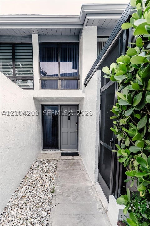 Photo of 19200 NE 25th Ave #322C, Miami, FL 33180 (MLS # A12104200)