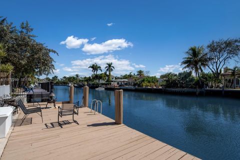 Tiny photo for 2046 NE 15th St, Fort Lauderdale, FL 33304 (MLS # A11977260)