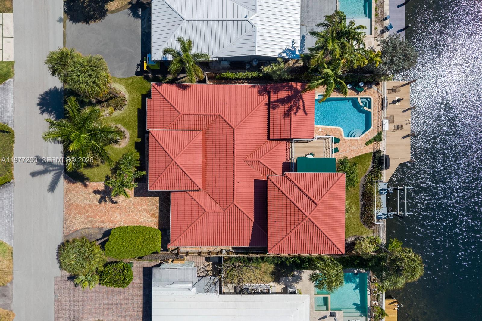 LAUDER GATE ISLES - Residential