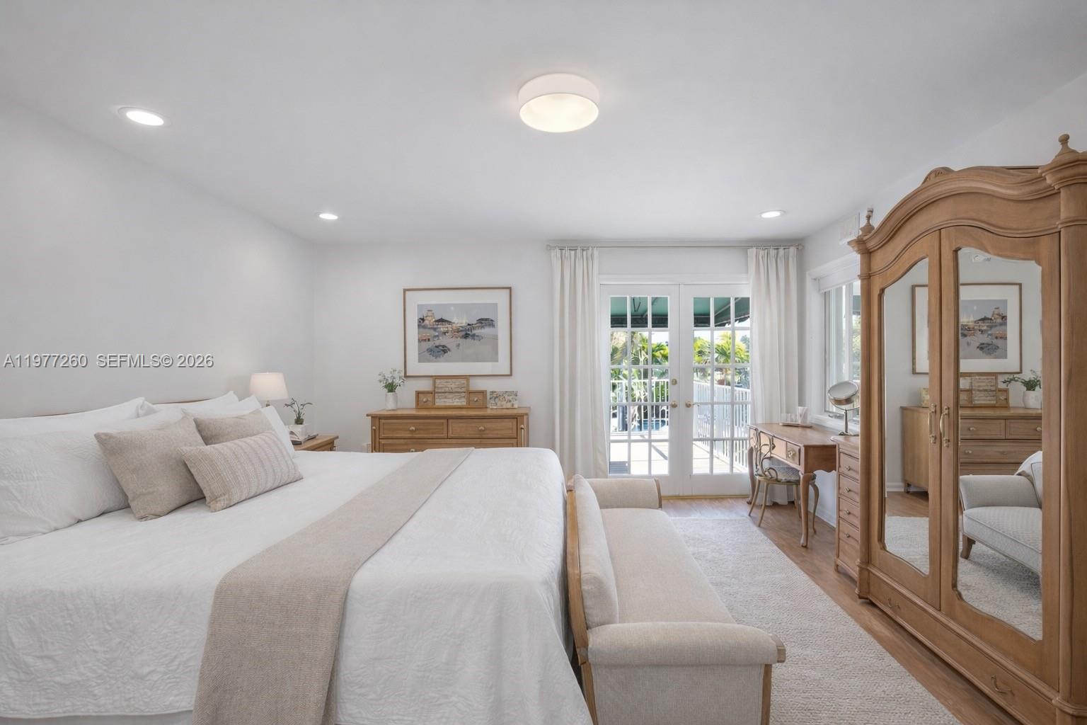 LAUDER GATE ISLES - Residential