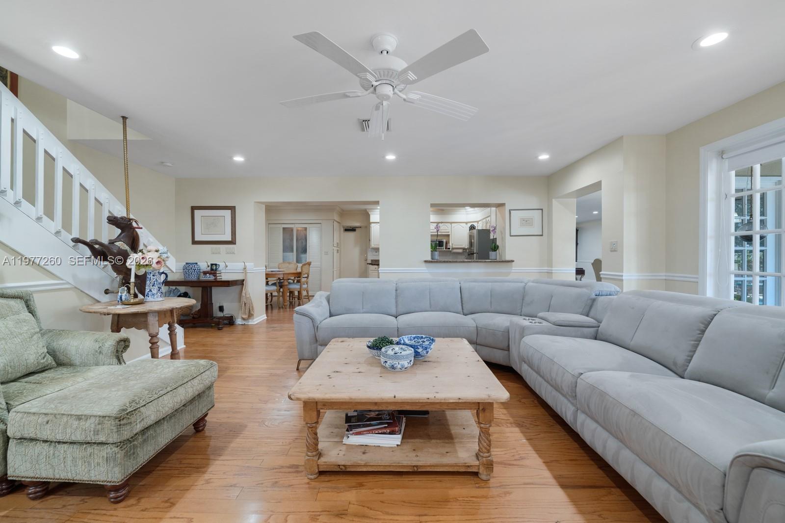 LAUDER GATE ISLES - Residential