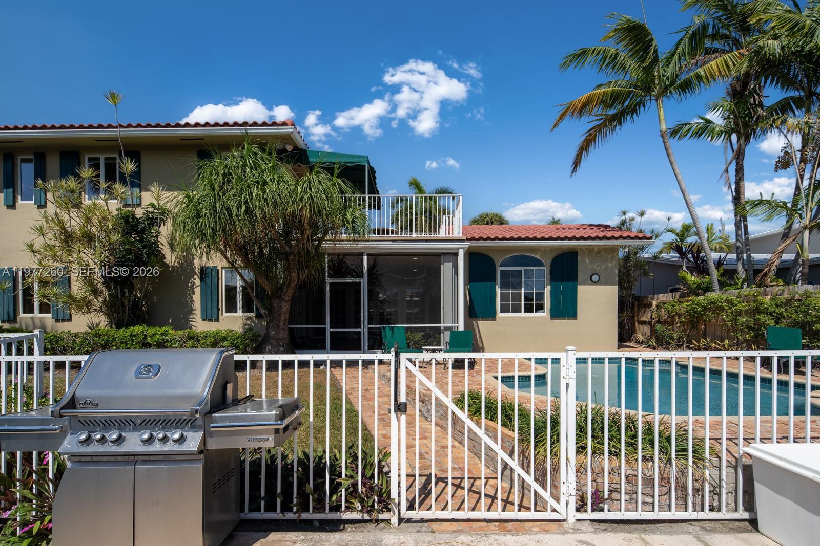 LAUDER GATE ISLES - Residential