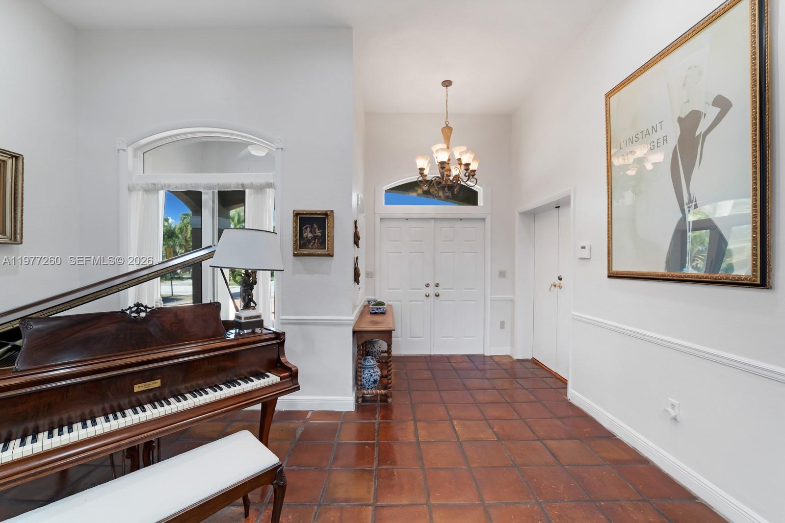 LAUDER GATE ISLES - Residential