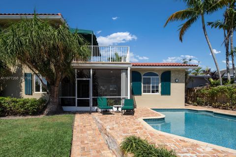 Tiny photo for 2046 NE 15th St, Fort Lauderdale, FL 33304 (MLS # A11977260)