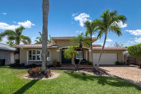 Tiny photo for 2046 NE 15th St, Fort Lauderdale, FL 33304 (MLS # A11977260)