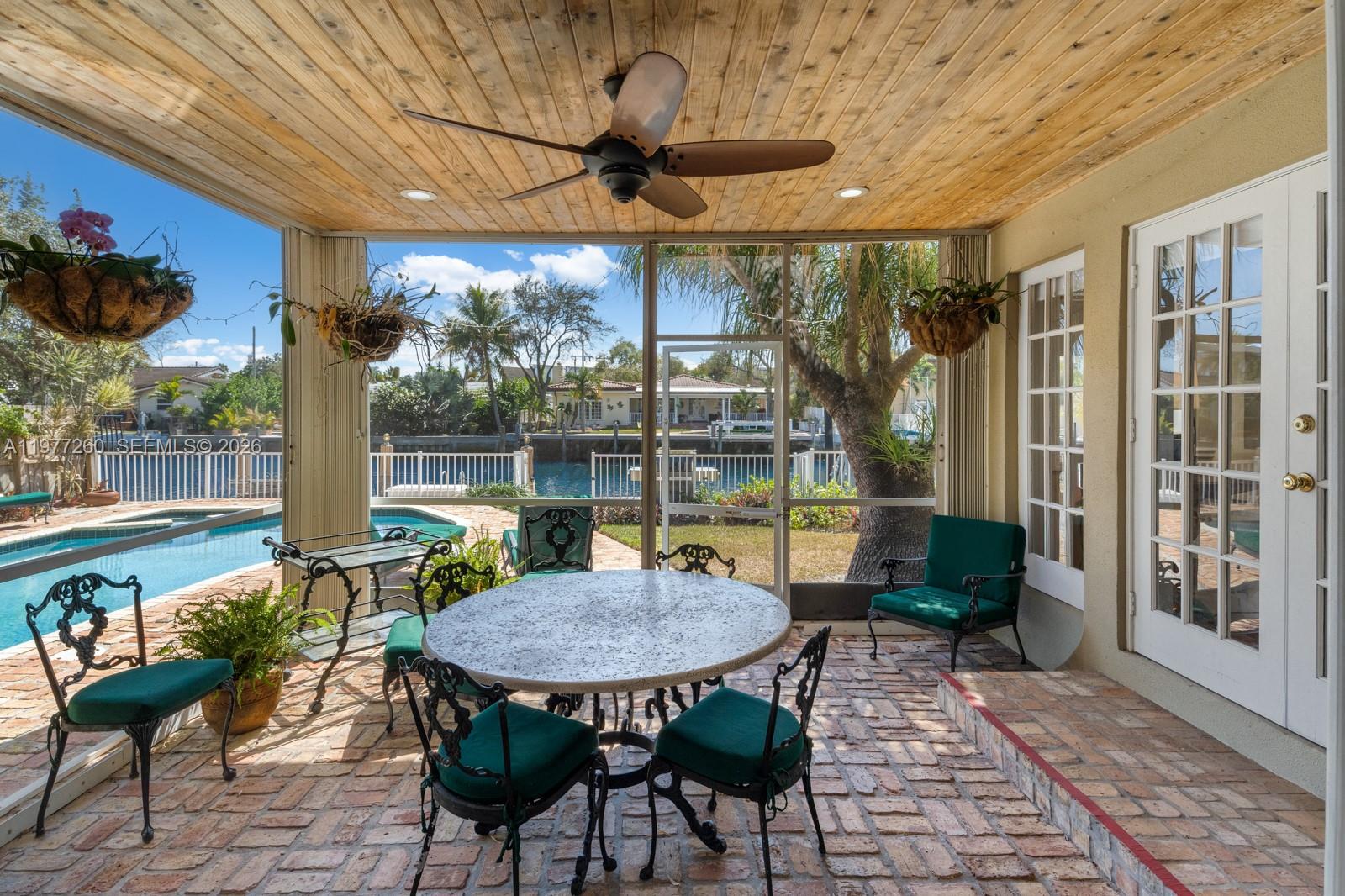 LAUDER GATE ISLES - Residential